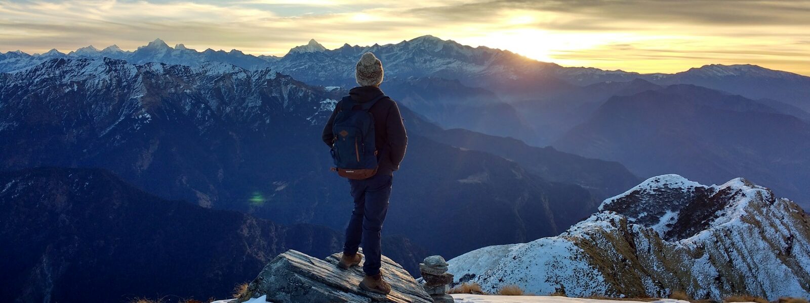 Chopta-Sunrise over peaks