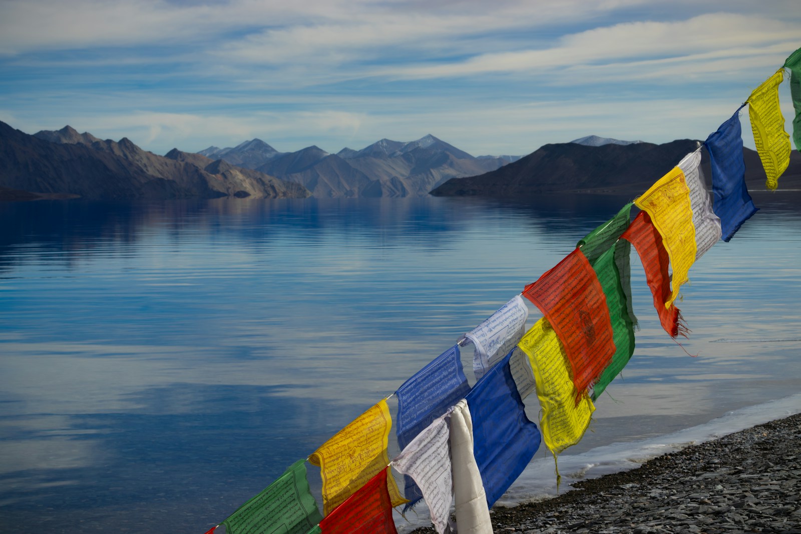 https://www.holidaypartner.in/wp-content/uploads/sites/1/2025/11/pangong-leh-ladakh.jpg